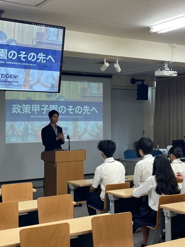 愛知県・東海樟風高校にて講演 写真3