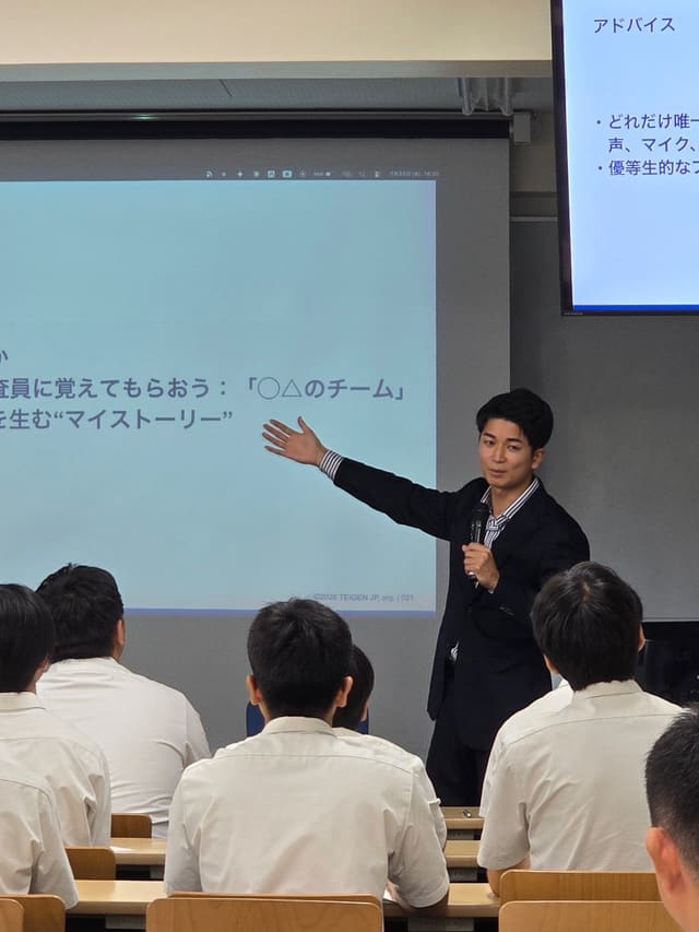 愛知県・東海樟風高校にて講演 写真4