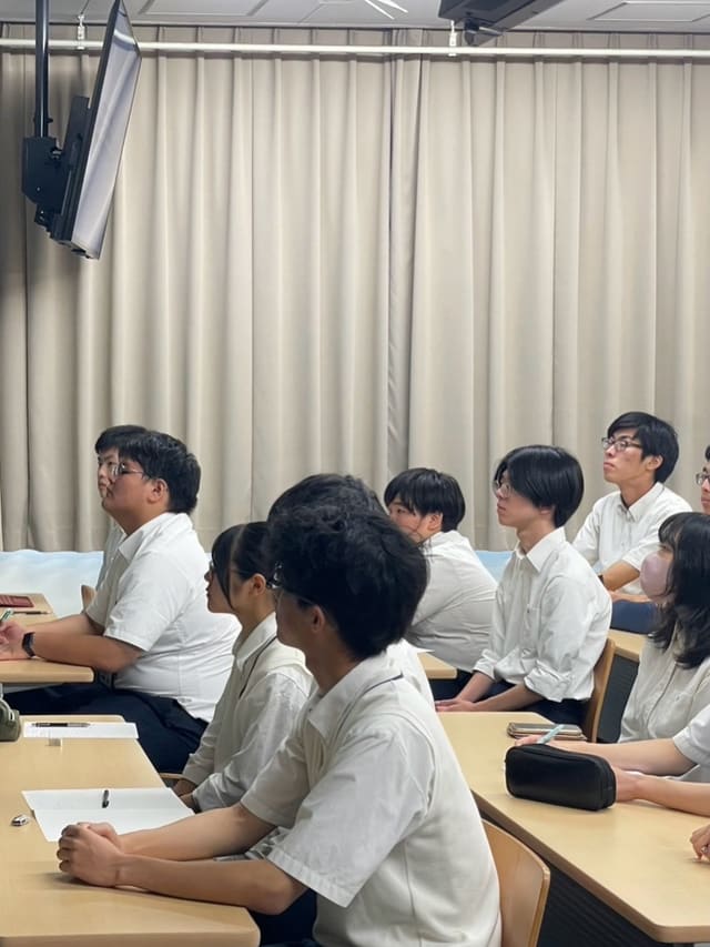 愛知県・東海樟風高校にて講演 写真5